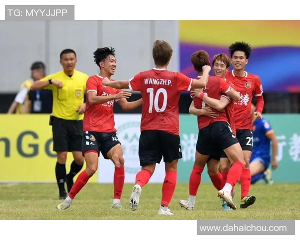 湖南湘涛足球俱乐部奋勇争先努力拼搏铸就辉煌未来